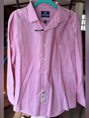 NWT Medium Dockers pink button down shirt